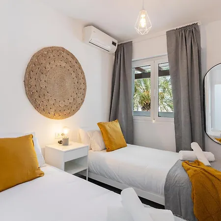 Blonzu Madagascar Apartment Benalmadena Exterior photo